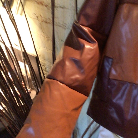 SALE ! Rare DELUC chocolate color block puffer jacket - Picture 4 of 4